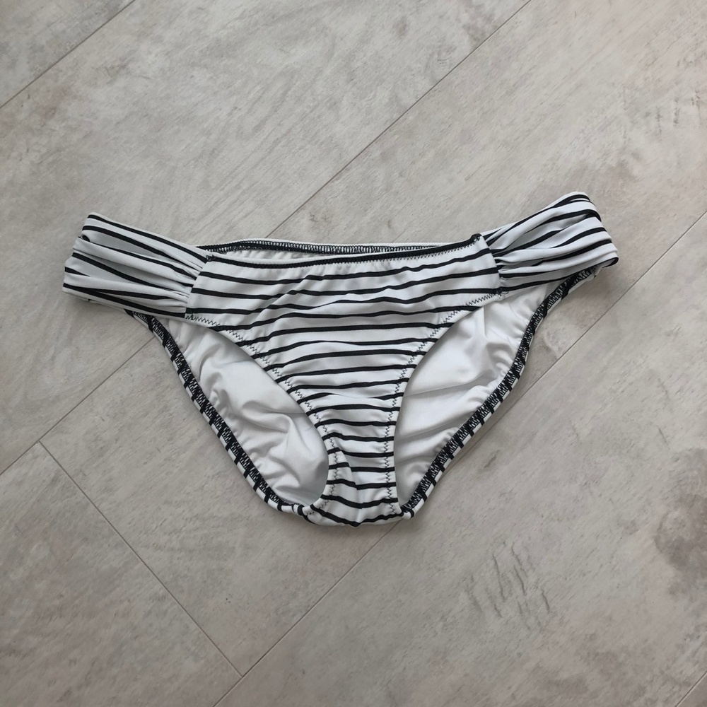 Victoria's Secret White Striped Bikini Bottom NWOT